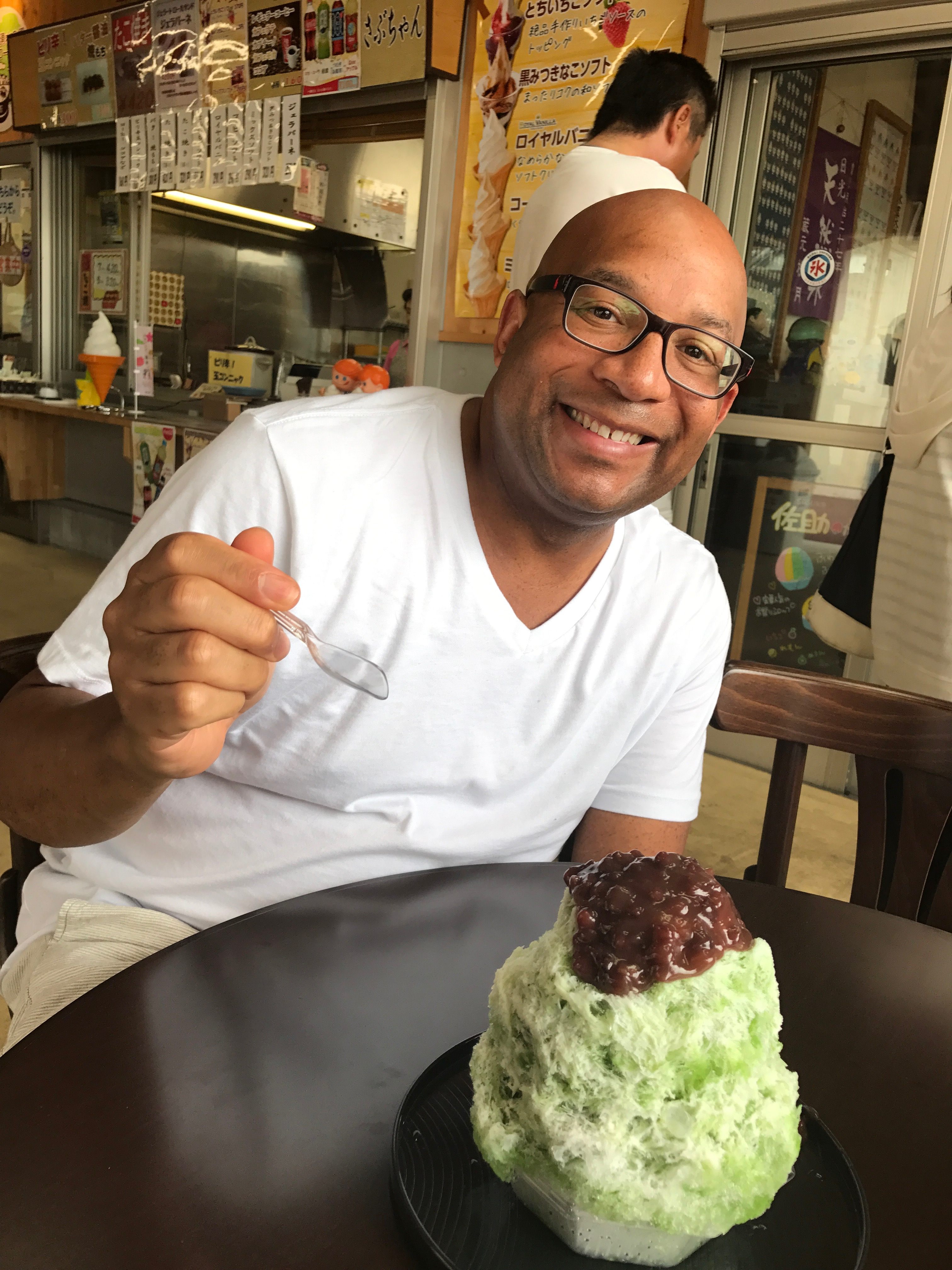 Traveling In Japan With Diabetes - Eating Snacks In Japan - Kakigori